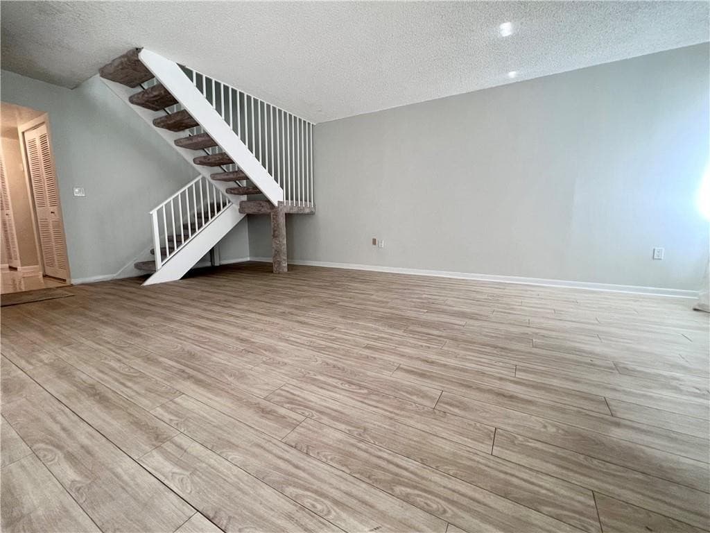 701 N Pine Island Road 303, Plantation, FL 33324 — photo 4 of 20