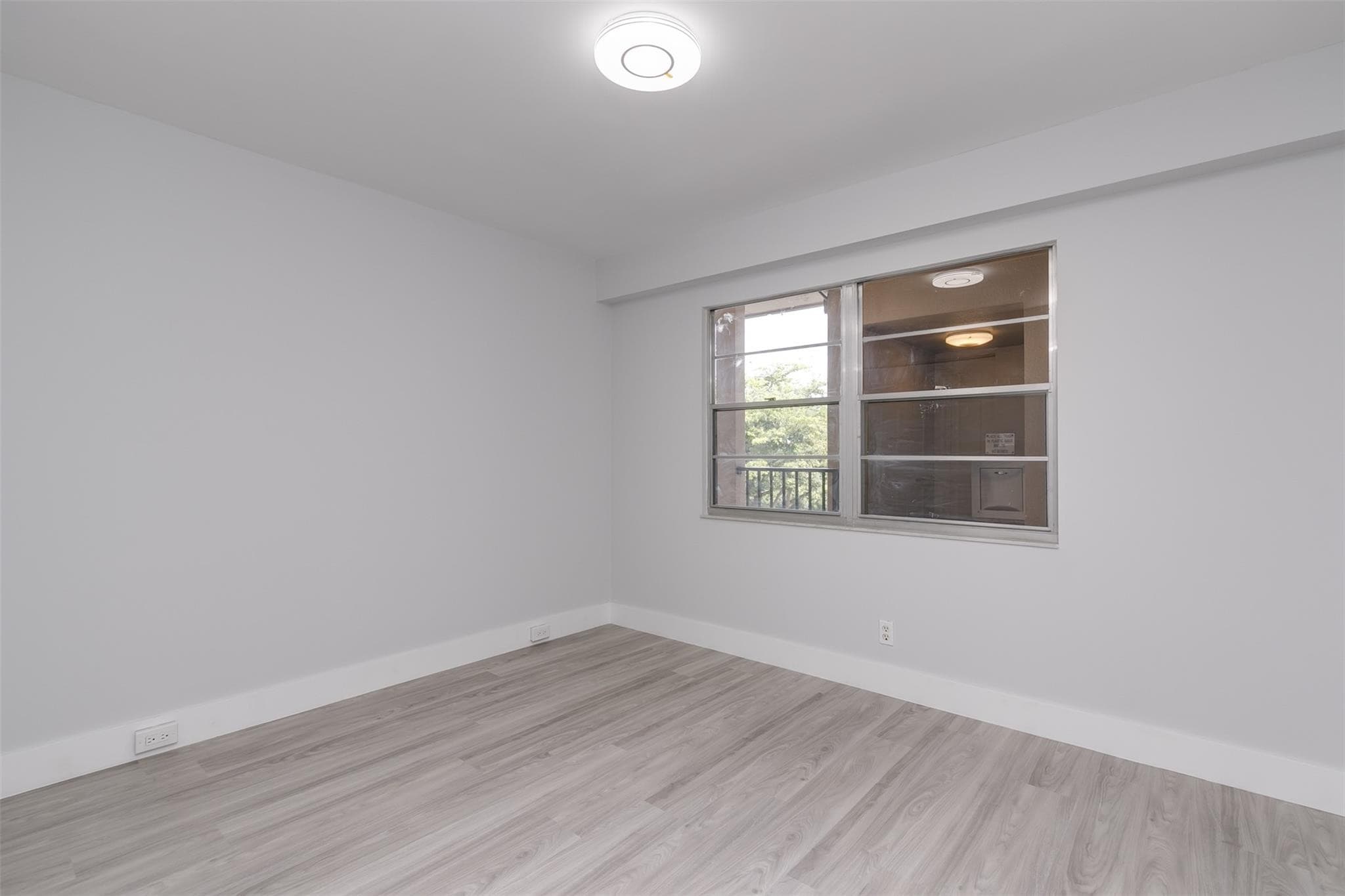 12600 SW 5th Court 408L, Pembroke Pines, FL 33027 — photo 31 of 40