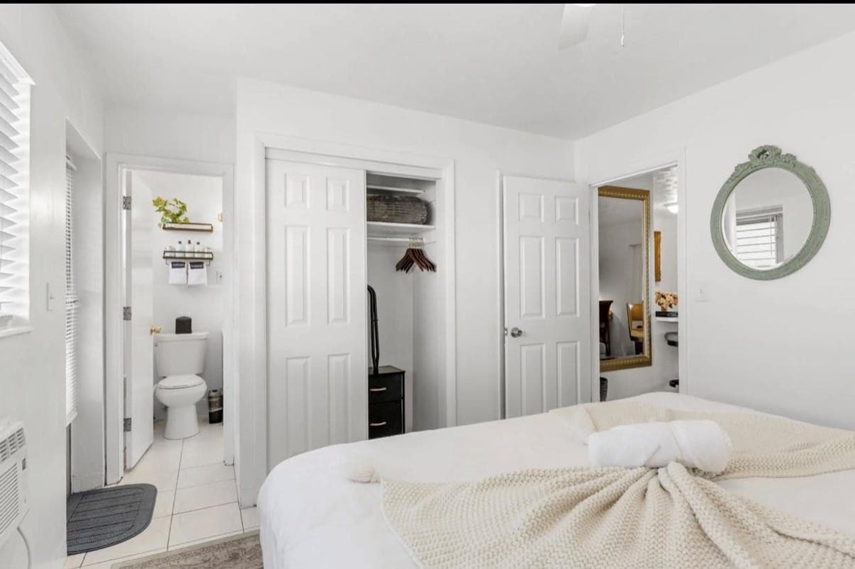 820 NE 16th Avenue 3, Fort Lauderdale, FL 33304 — photo 9 of 11