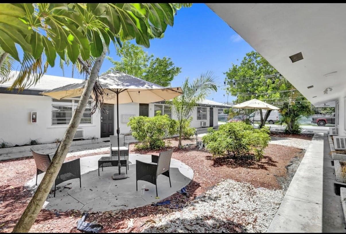820 NE 16th Avenue 3, Fort Lauderdale, FL 33304 — photo 11 of 11