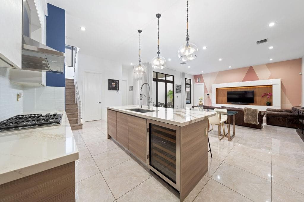 8225 Central Park Boulevard, Doral, FL 33166 — photo 11 of 75