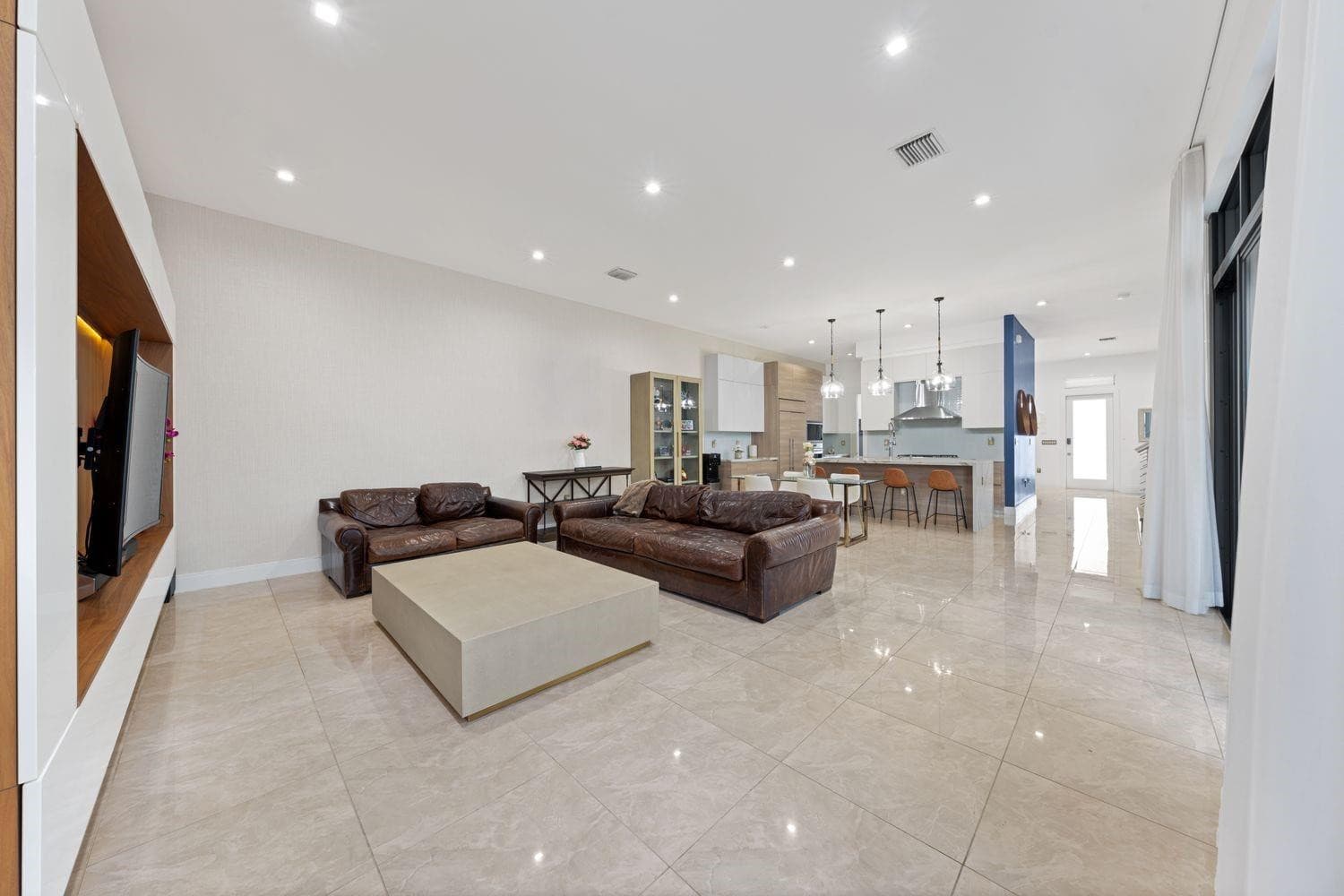 8225 Central Park Boulevard, Doral, FL 33166 — photo 16 of 75