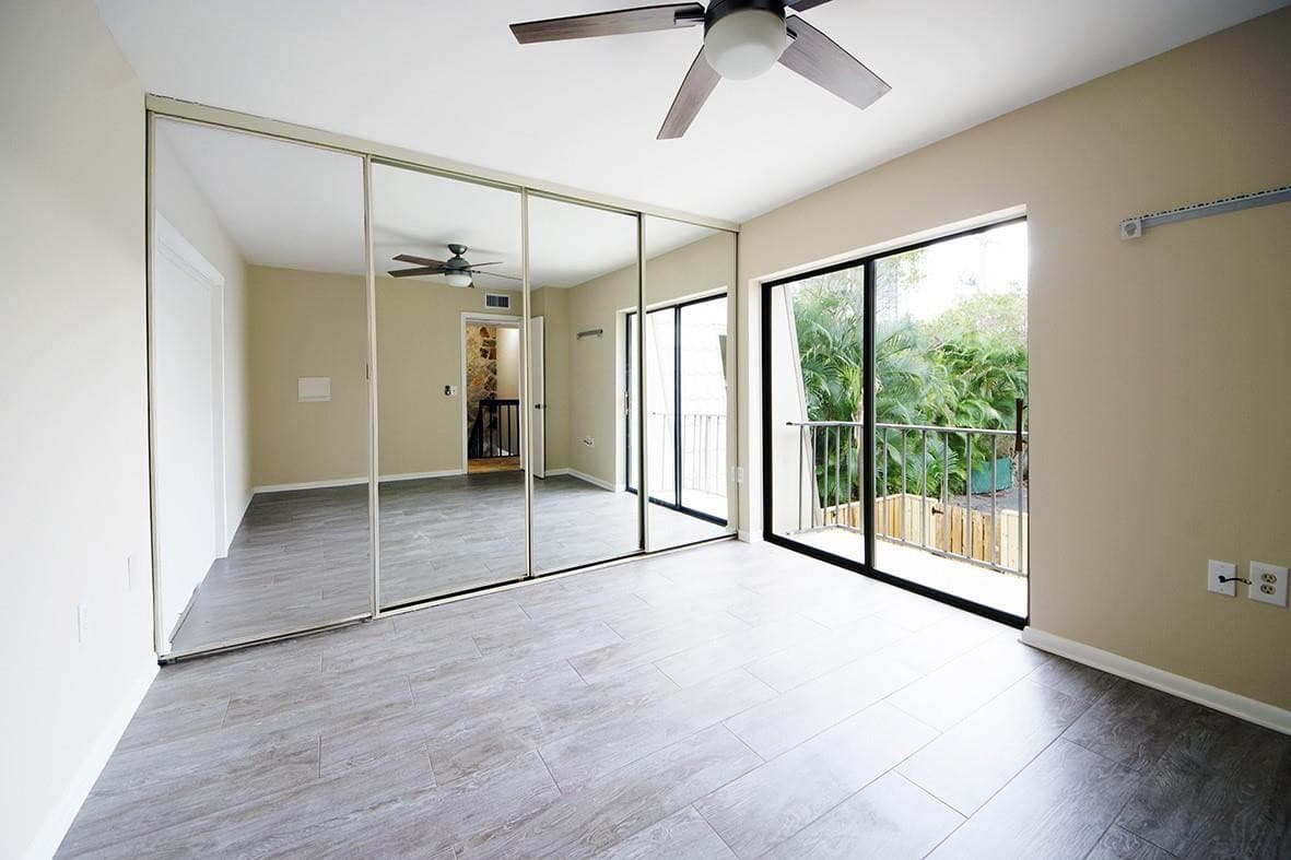 1700 Embassy Drive 402, West Palm Beach, FL 33401 — photo 27 of 38