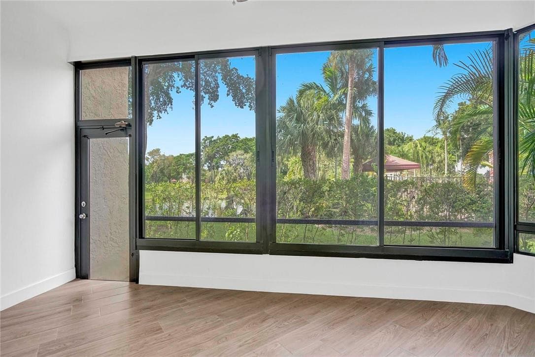 7484 La Paz Boulevard 101, Boca Raton, FL 33433 — photo 11 of 46