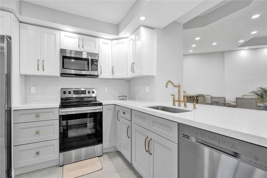 7484 La Paz Boulevard 101, Boca Raton, FL 33433 — photo 17 of 46