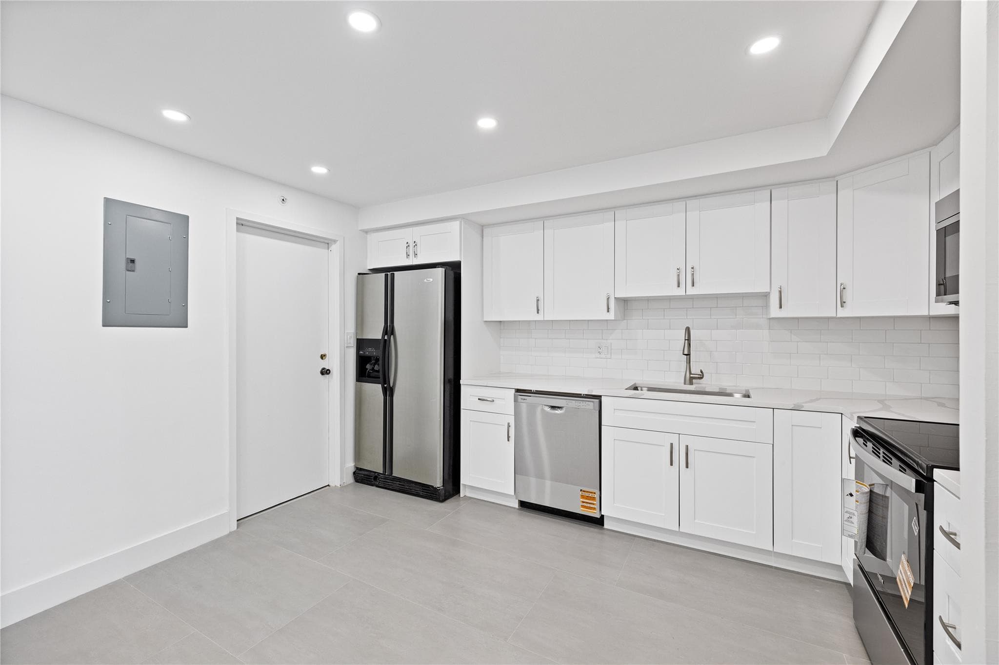 1360 S Ocean Boulevard 403, Pompano Beach, FL 33062 — photo 28 of 36