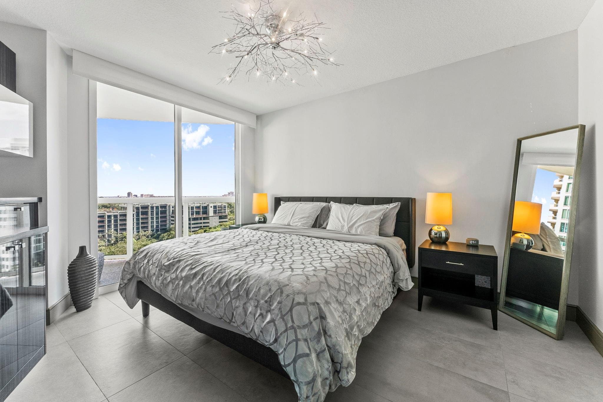 347 N New River Drive 1401, Fort Lauderdale, FL 33301 — photo 27 of 78