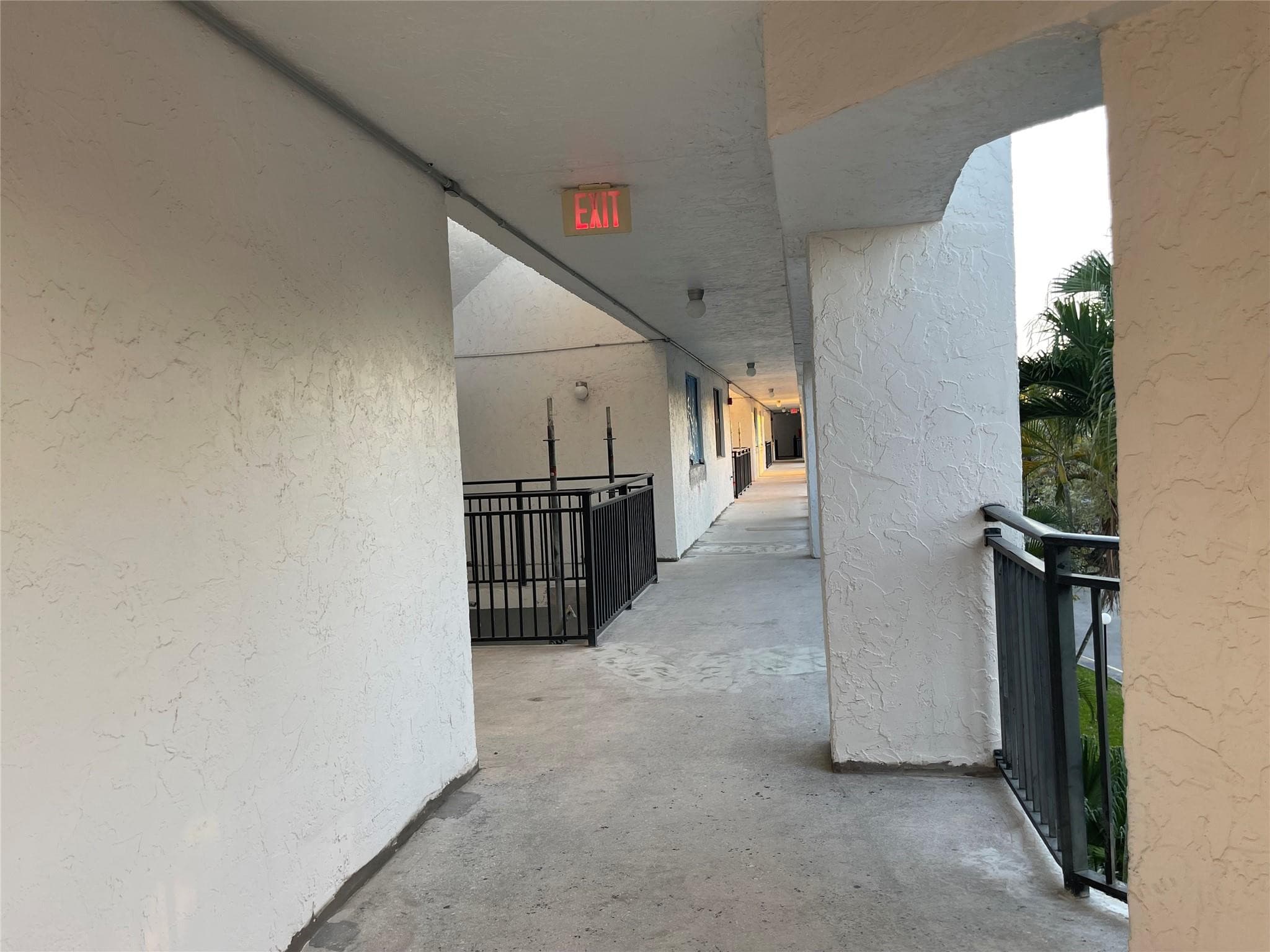 16141 Blatt Boulevard, Weston, FL 33326 — photo 7 of 41