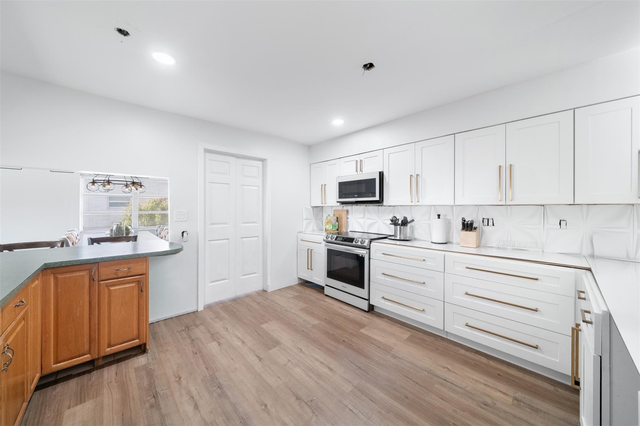 4221 NW 107th Avenue, Coral Springs, FL 33065 — photo 13 of 32