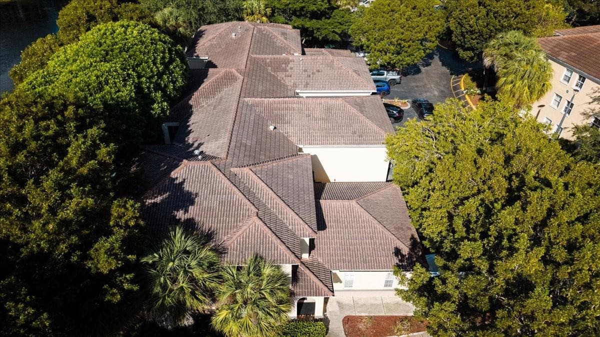 2452 Centergate Drive 202, Miramar, FL 33025 — photo 33 of 37