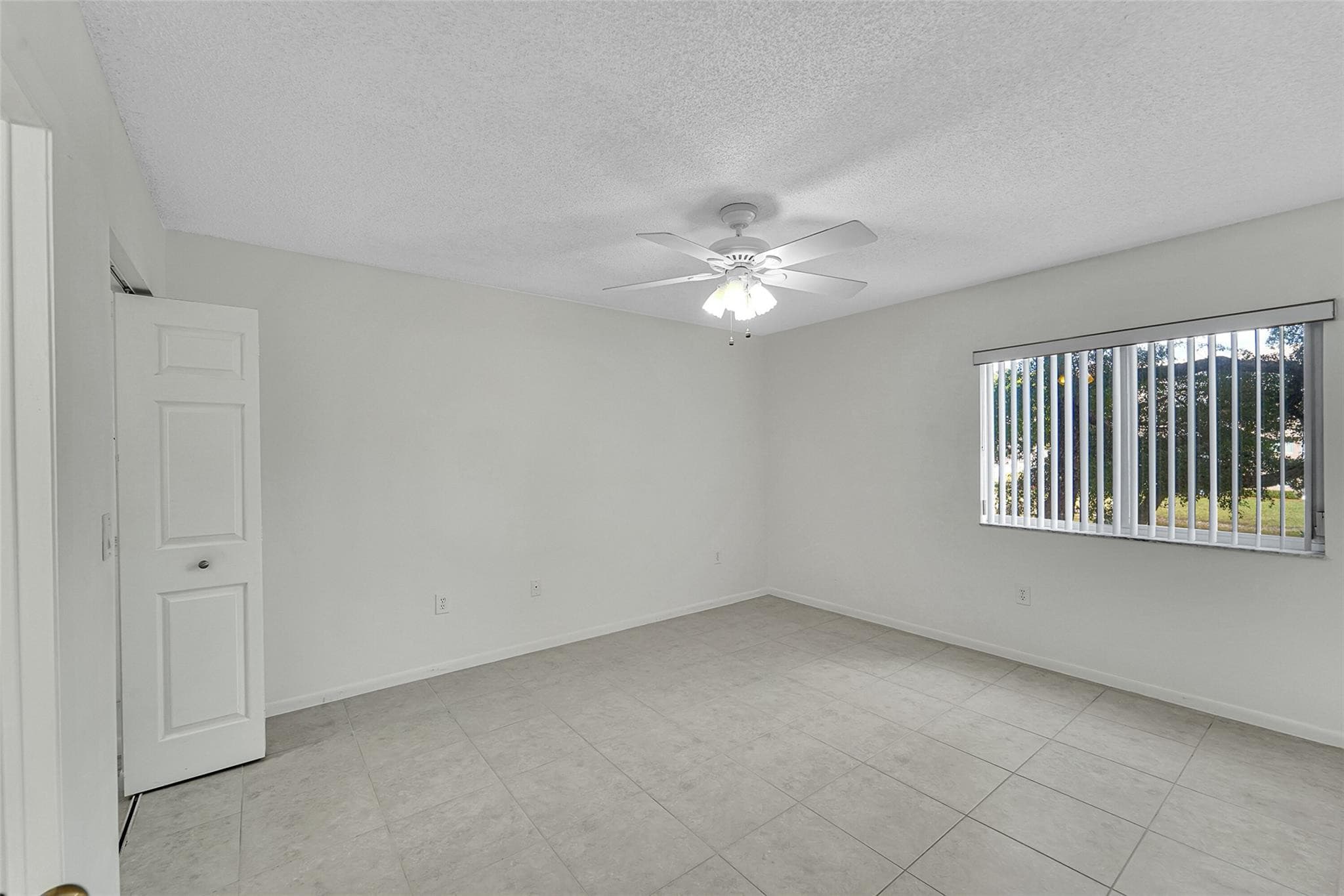9537 Weldon Circle 202, Fort Lauderdale, FL 33321 — photo 18 of 54