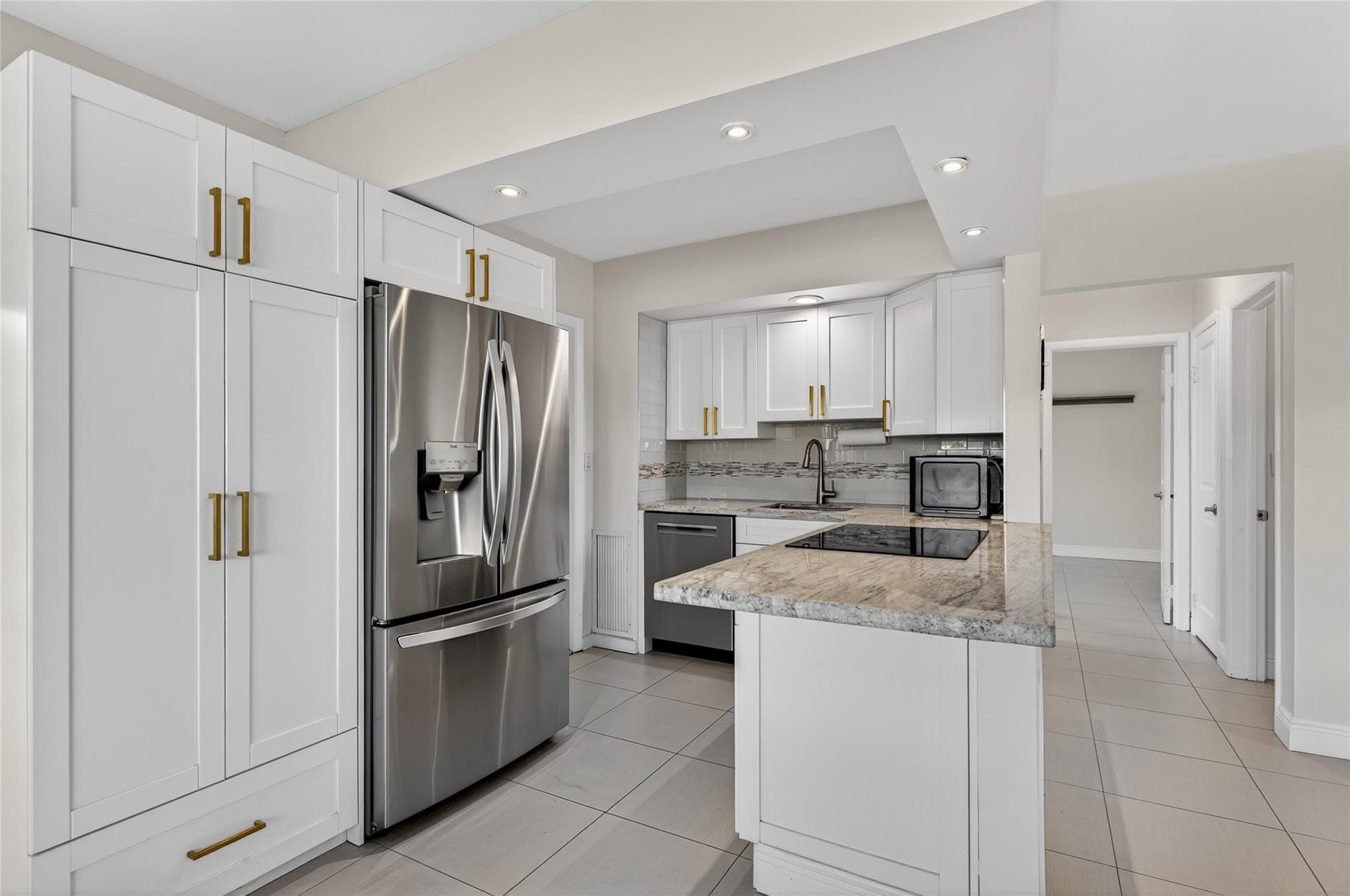 2110 NE 56th Street, Fort Lauderdale, FL 33308 — photo 30 of 42