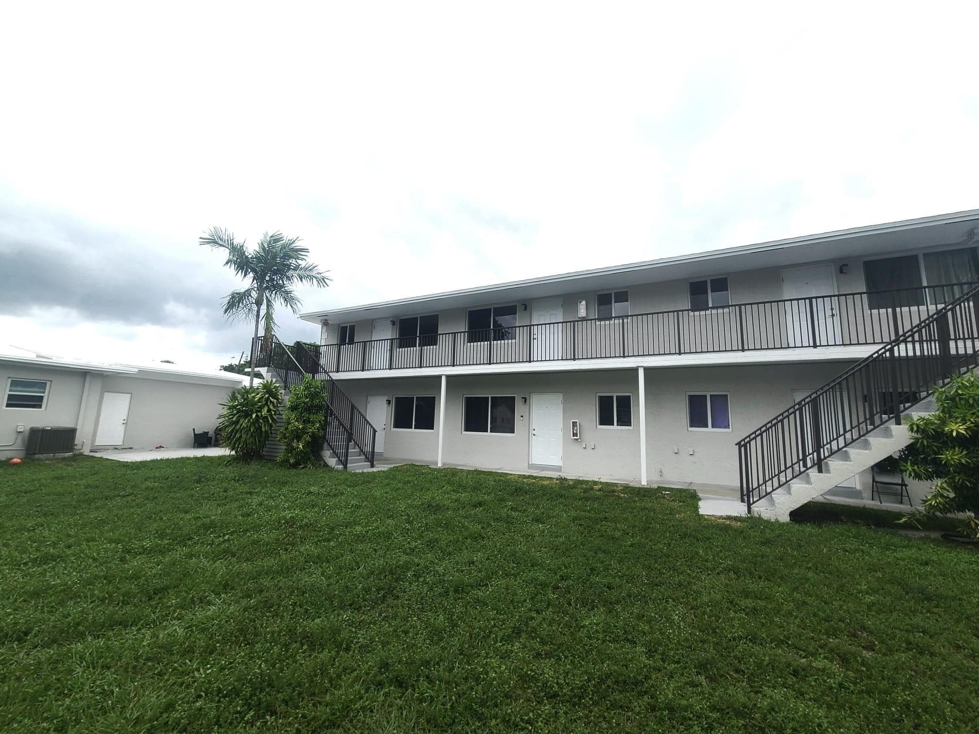 2719 Lincoln Street 4, Hollywood, FL 33020 — photo 7 of 10