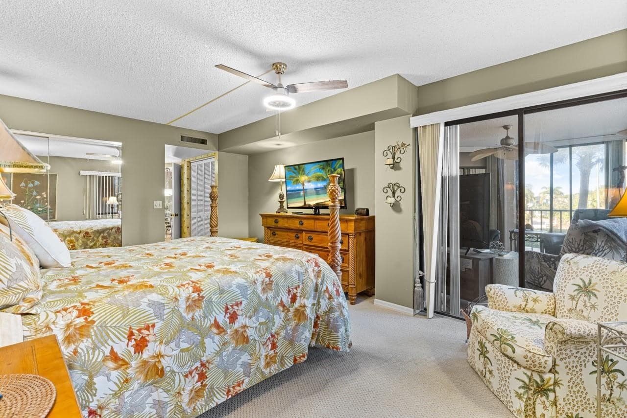 1815 Mooringline Drive 2e, Vero Beach, FL 32963 — photo 11 of 42