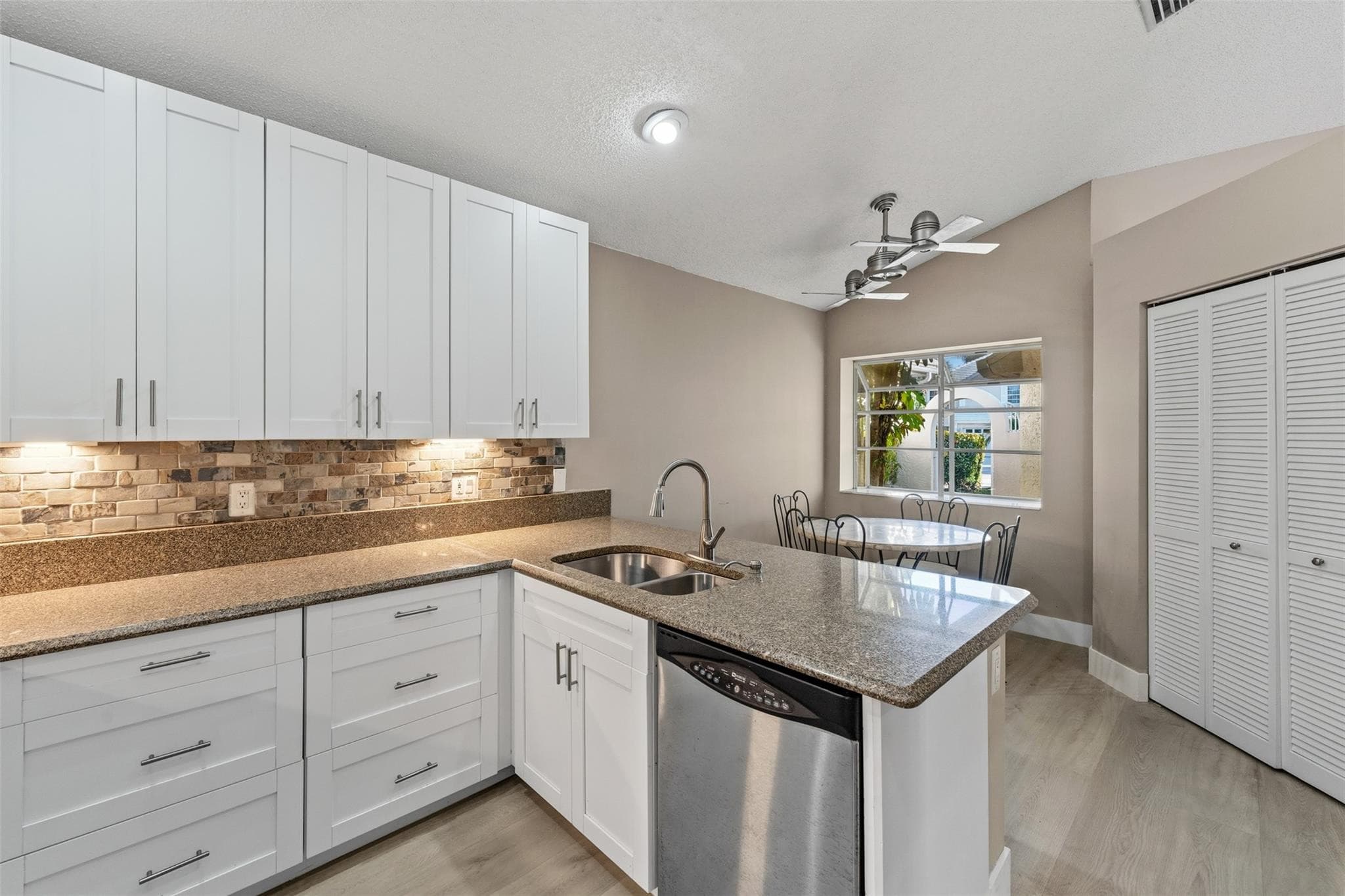 9181 Heathridge Drive, West Palm Beach, FL 33411 — photo 12 of 29