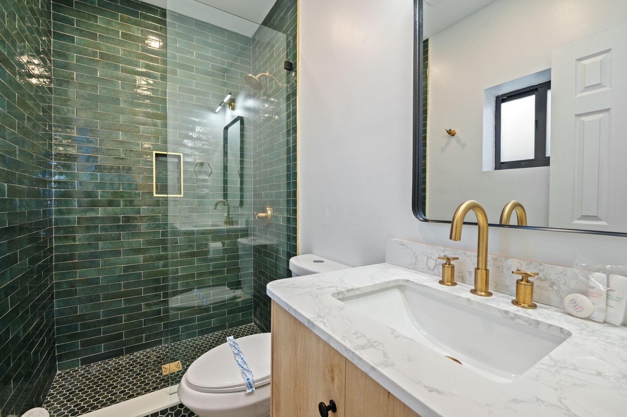 648 NE 16th Terrace, Fort Lauderdale, FL 33304 — photo 26 of 33