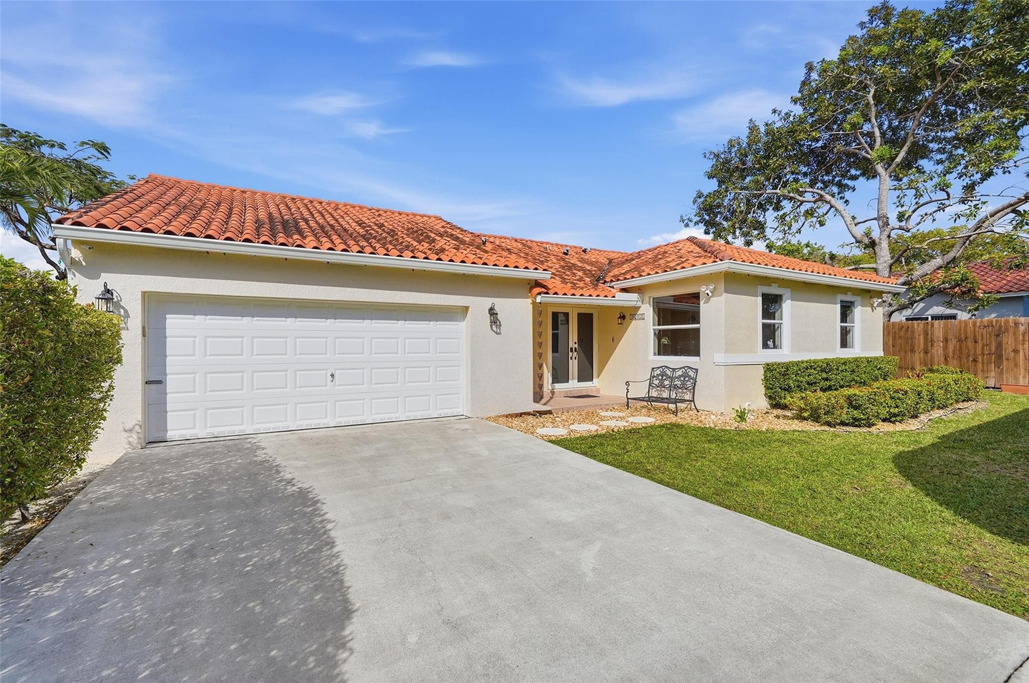 16921 SW 92nd Court, Palmetto Bay, FL 33157 — photo 2 of 57