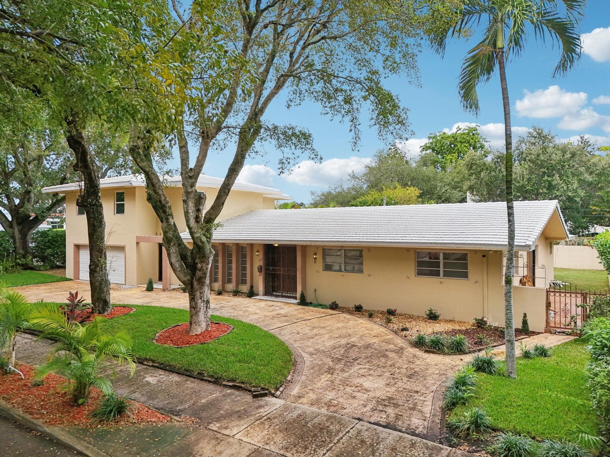525 NE 58th Street, Miami, FL 33137 — photo 37 of 46