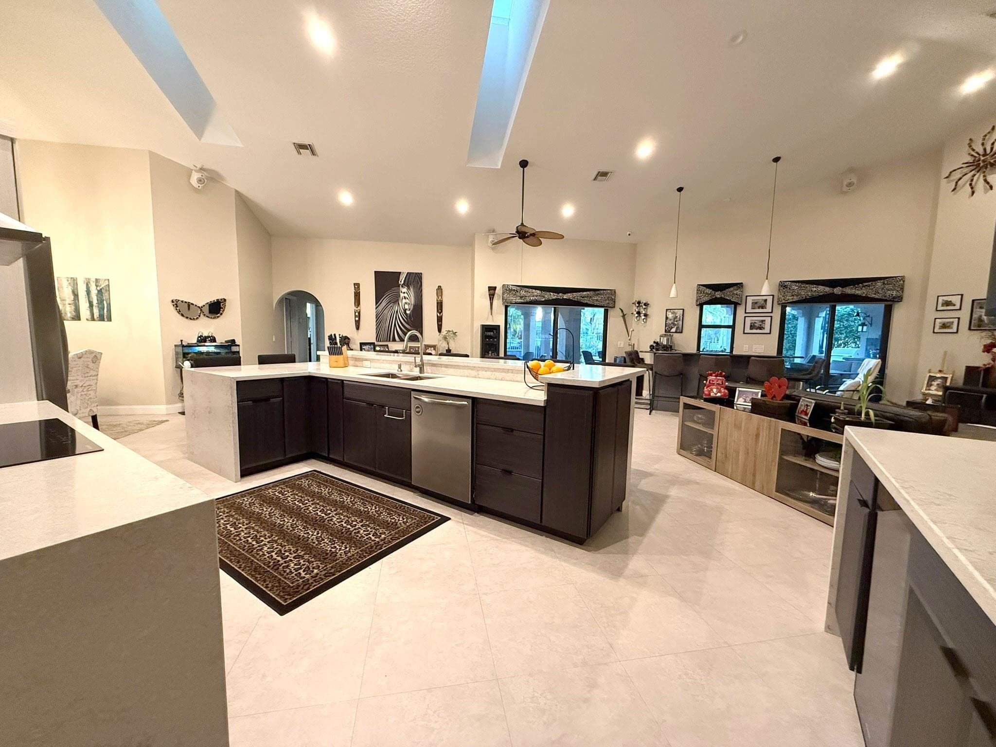 8472 NW 52nd Place, Coral Springs, FL 33067 — photo 11 of 44