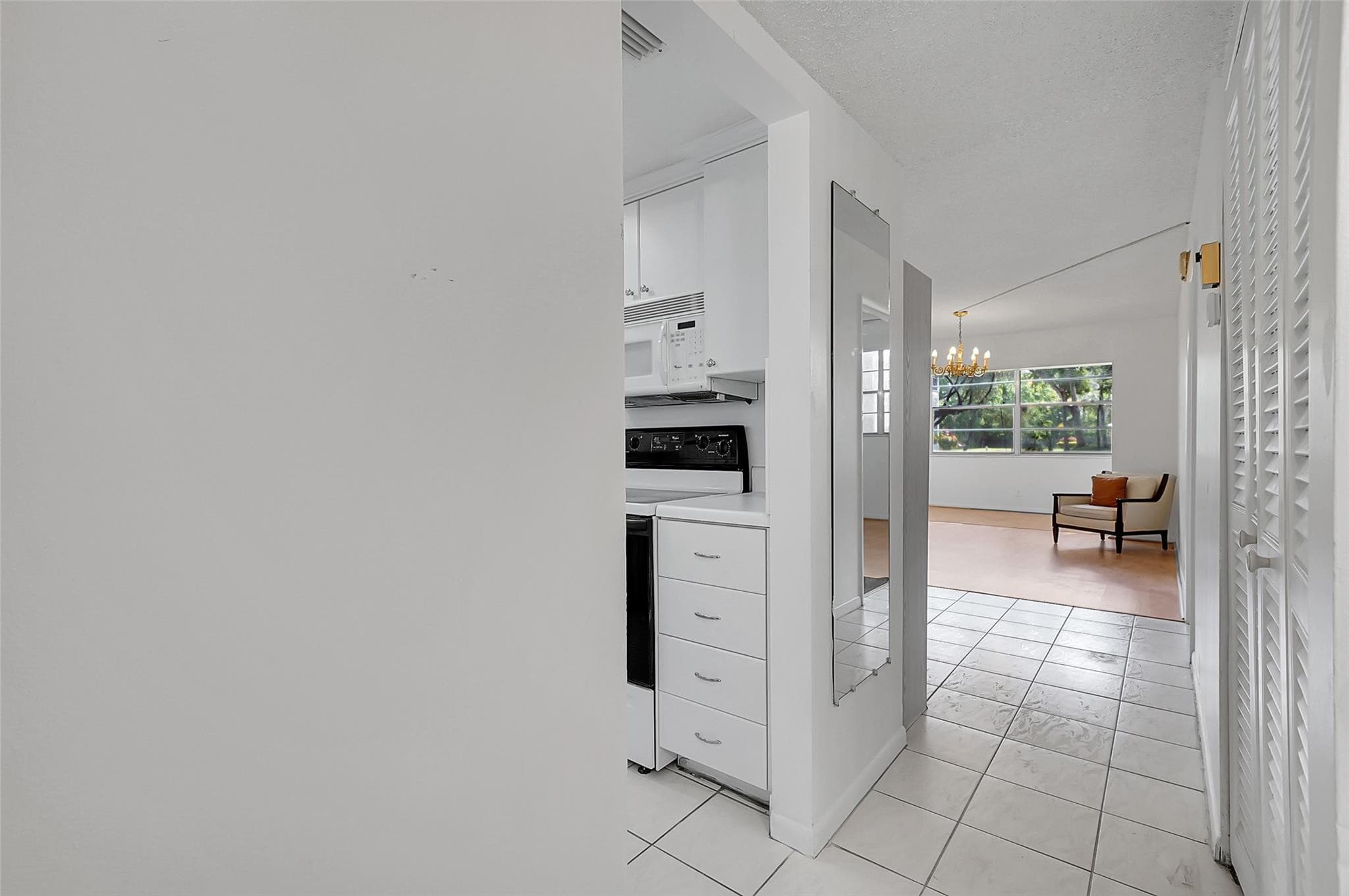 3150 Holiday Springs Boulevard 103, Margate, FL 33063 — photo 6 of 38