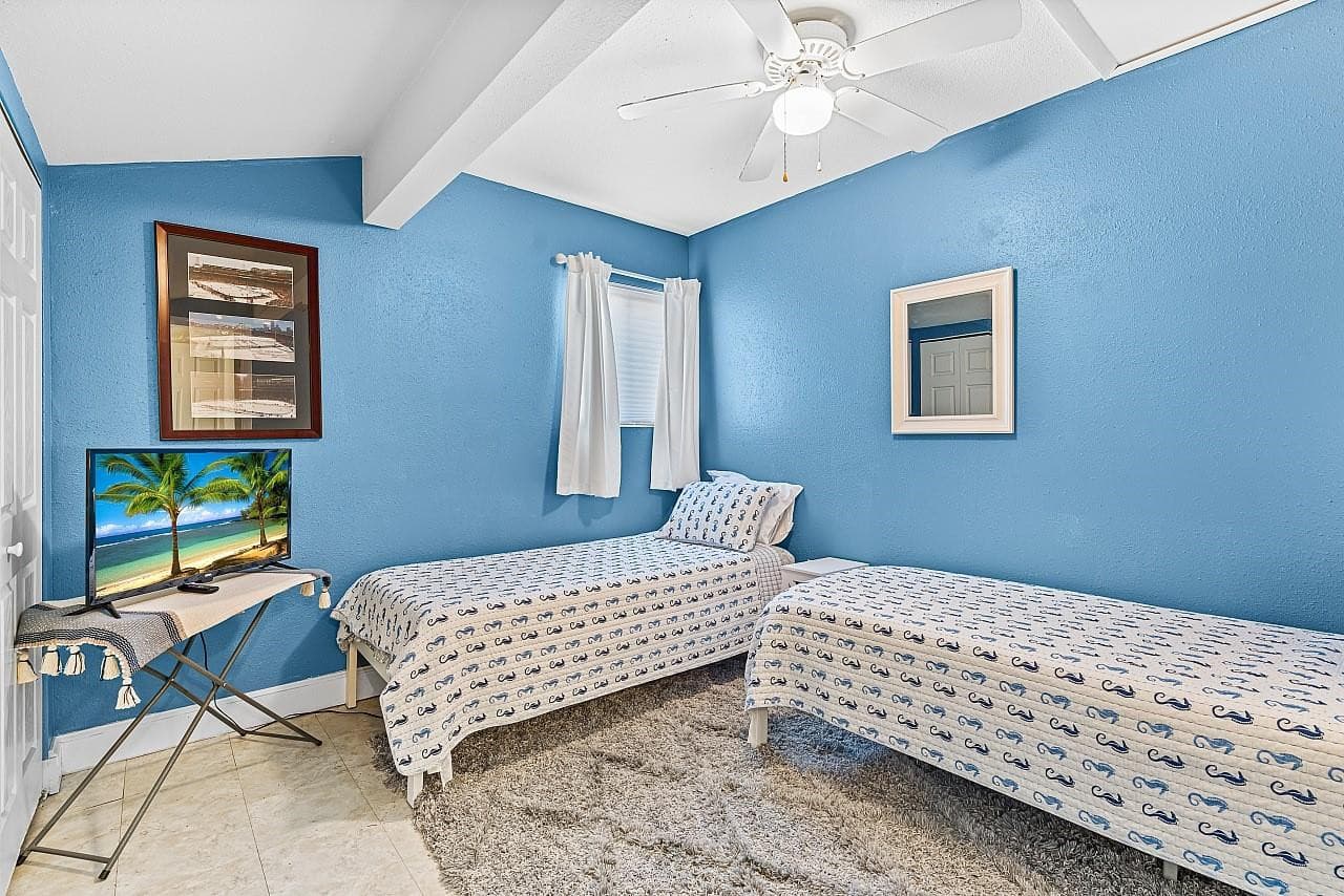 1085 24th Place, Vero Beach, FL 32962 — photo 19 of 31