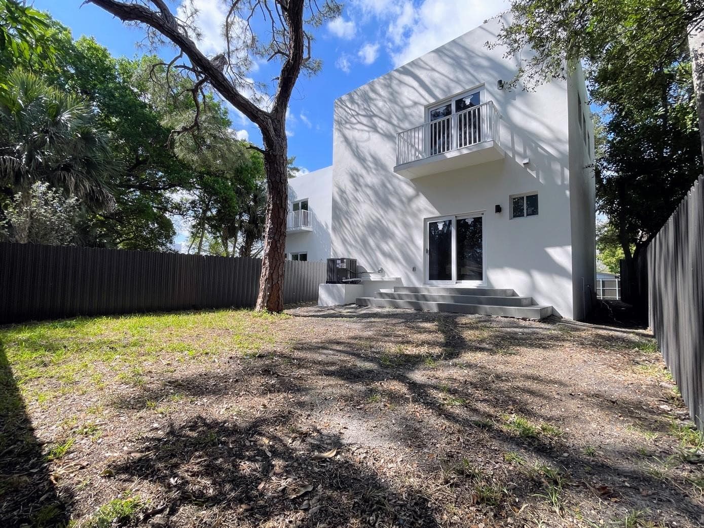 536 NW 13th Avenue, Fort Lauderdale, FL 33311 — photo 9 of 44