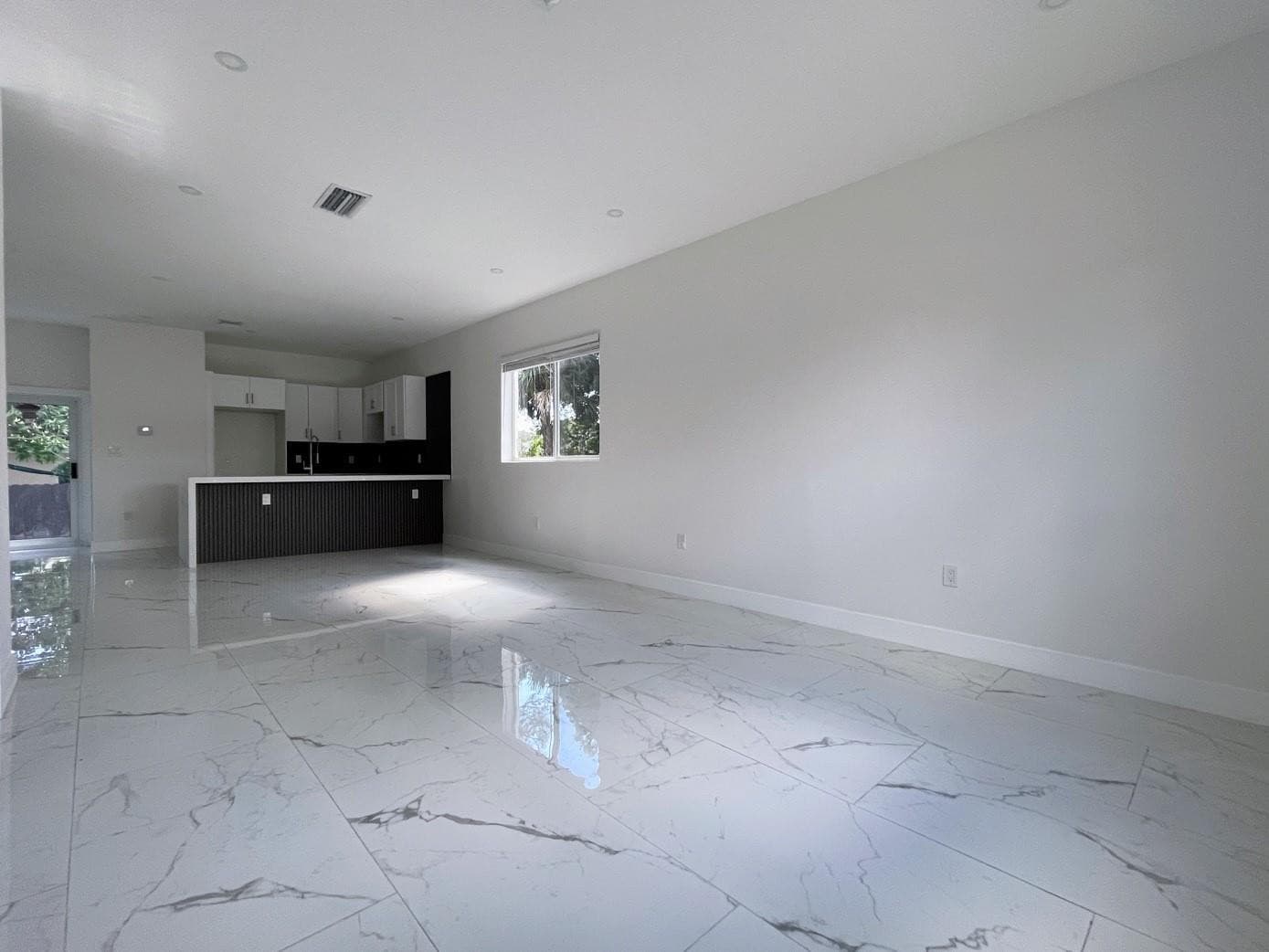 536 NW 13th Avenue, Fort Lauderdale, FL 33311 — photo 14 of 44