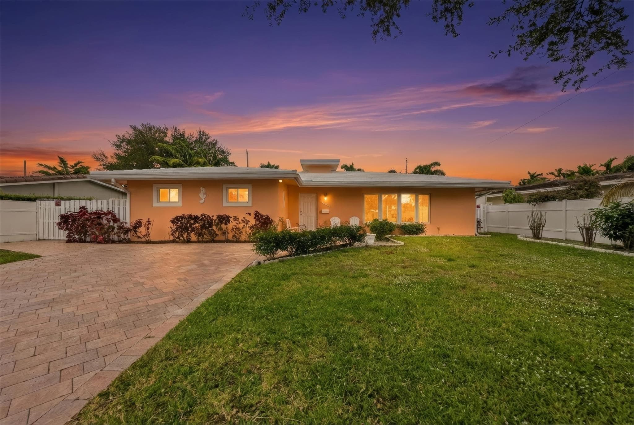 5284 NE 18th Terrace, Fort Lauderdale, FL 33308 — photo 9 of 57
