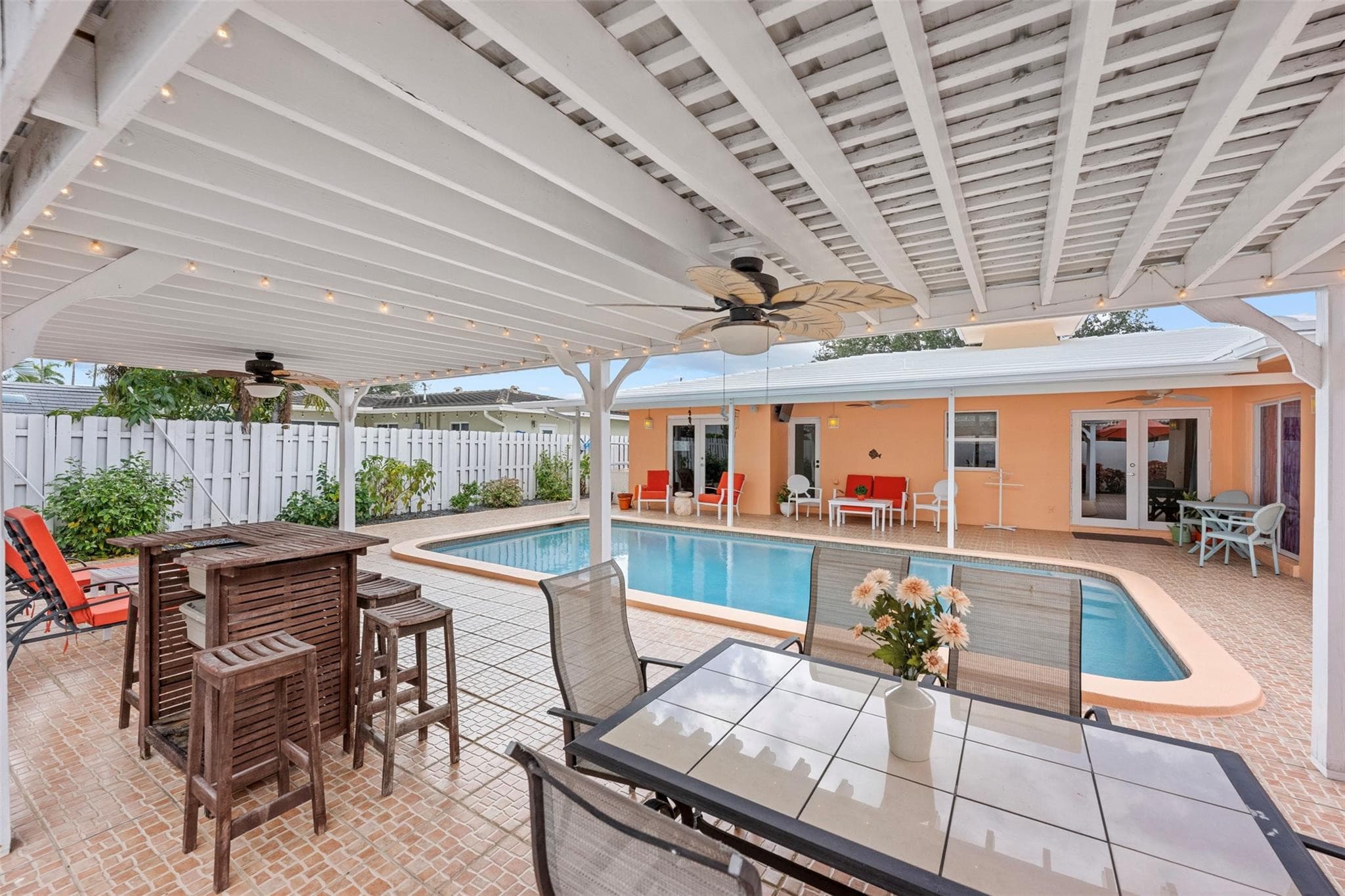 5284 NE 18th Terrace, Fort Lauderdale, FL 33308 — photo 4 of 57
