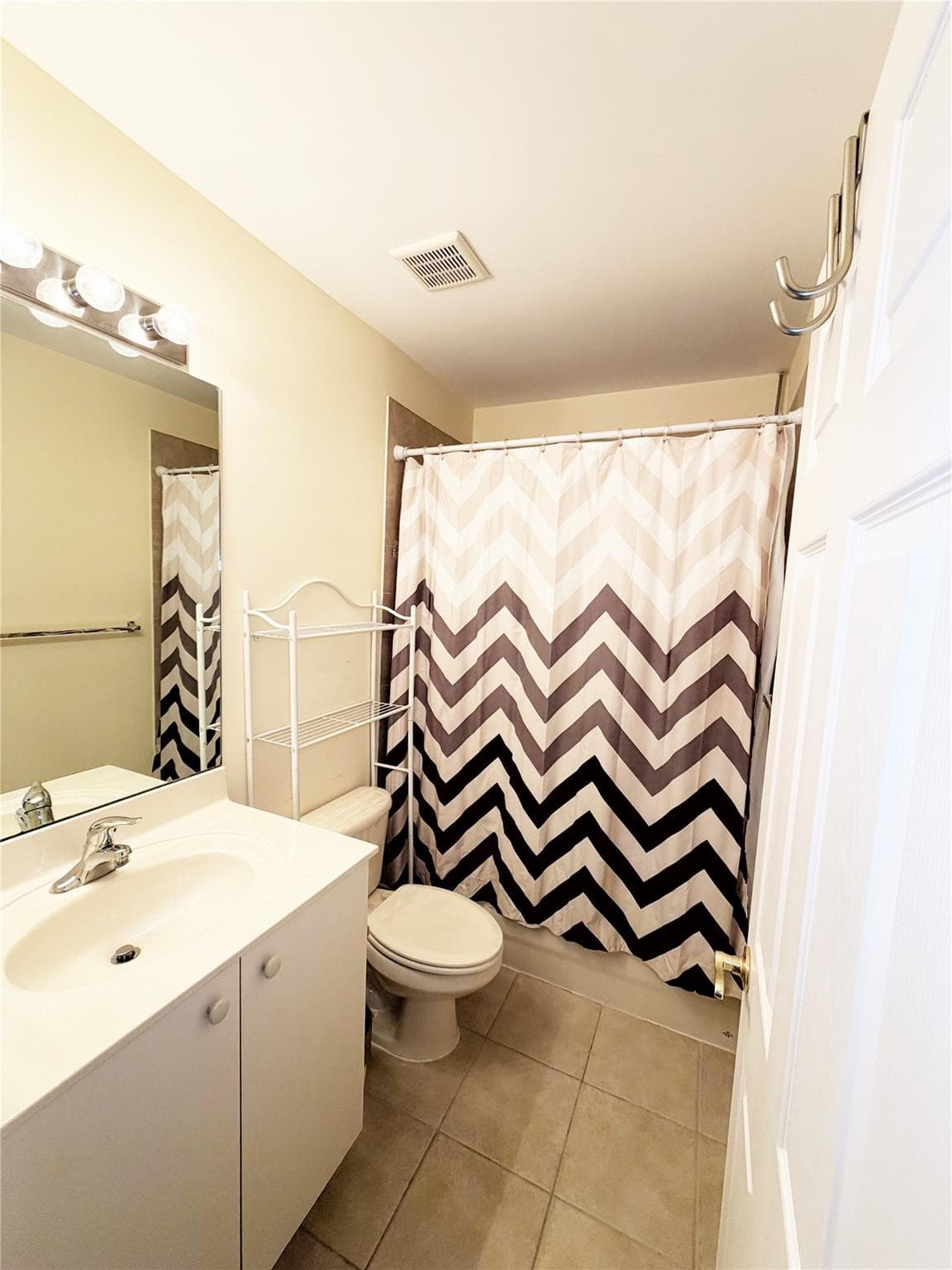 1421 NW 34th Way 1421, Lauderhill, FL 33311 — photo 21 of 32