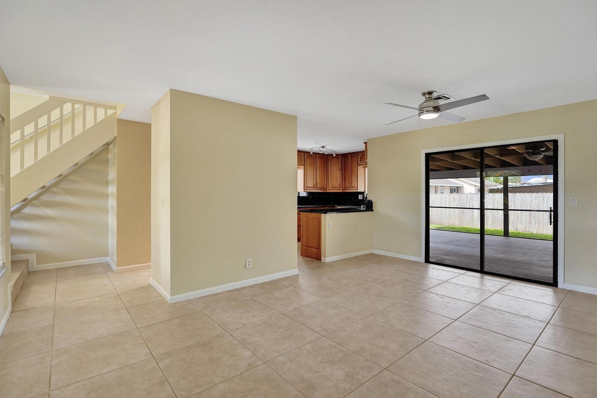 5425 Cleveland Road, Delray Beach, FL 33484 — photo 4 of 39