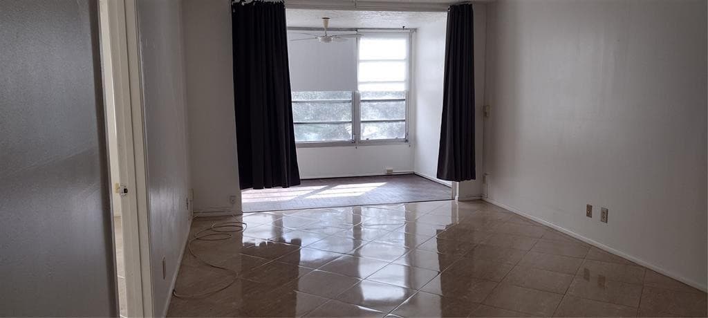 9340 Lagoon Place 302, Davie, FL 33324 — photo 2 of 14