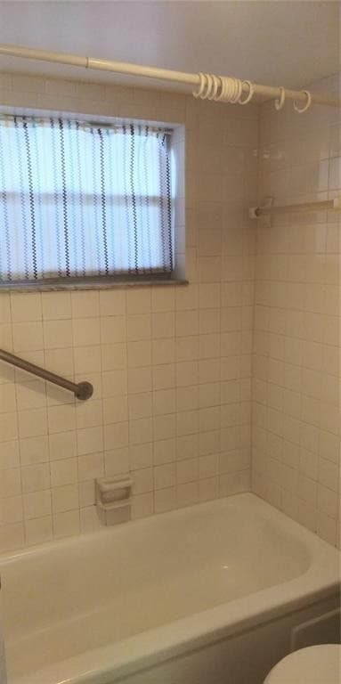 9340 Lagoon Place 302, Davie, FL 33324 — photo 11 of 14