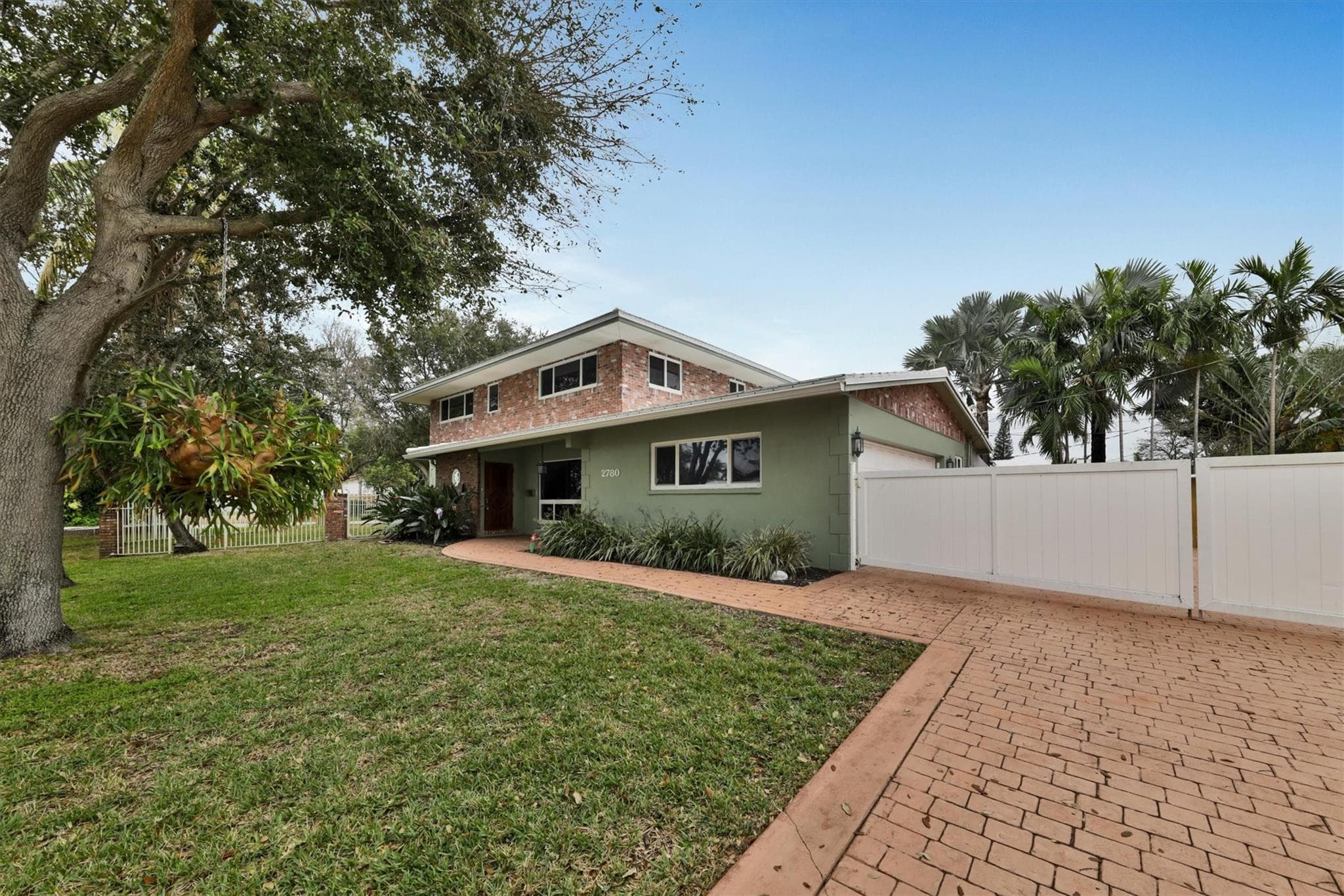 2780 SE 5th Court, Pompano Beach, FL 33062 — photo 1 of 25