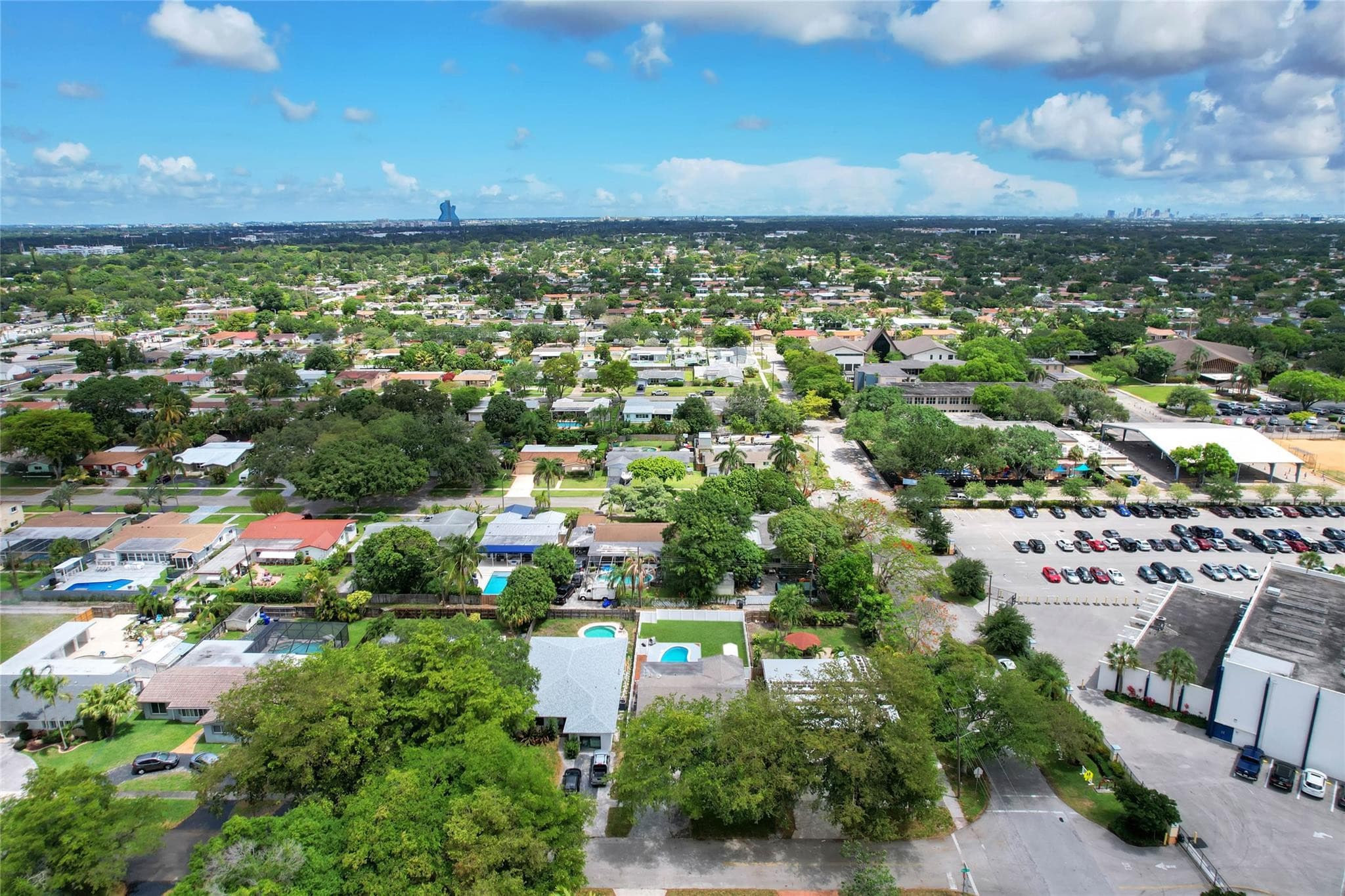 5311 Pierce Street, Hollywood, FL 33021 — photo 3 of 52