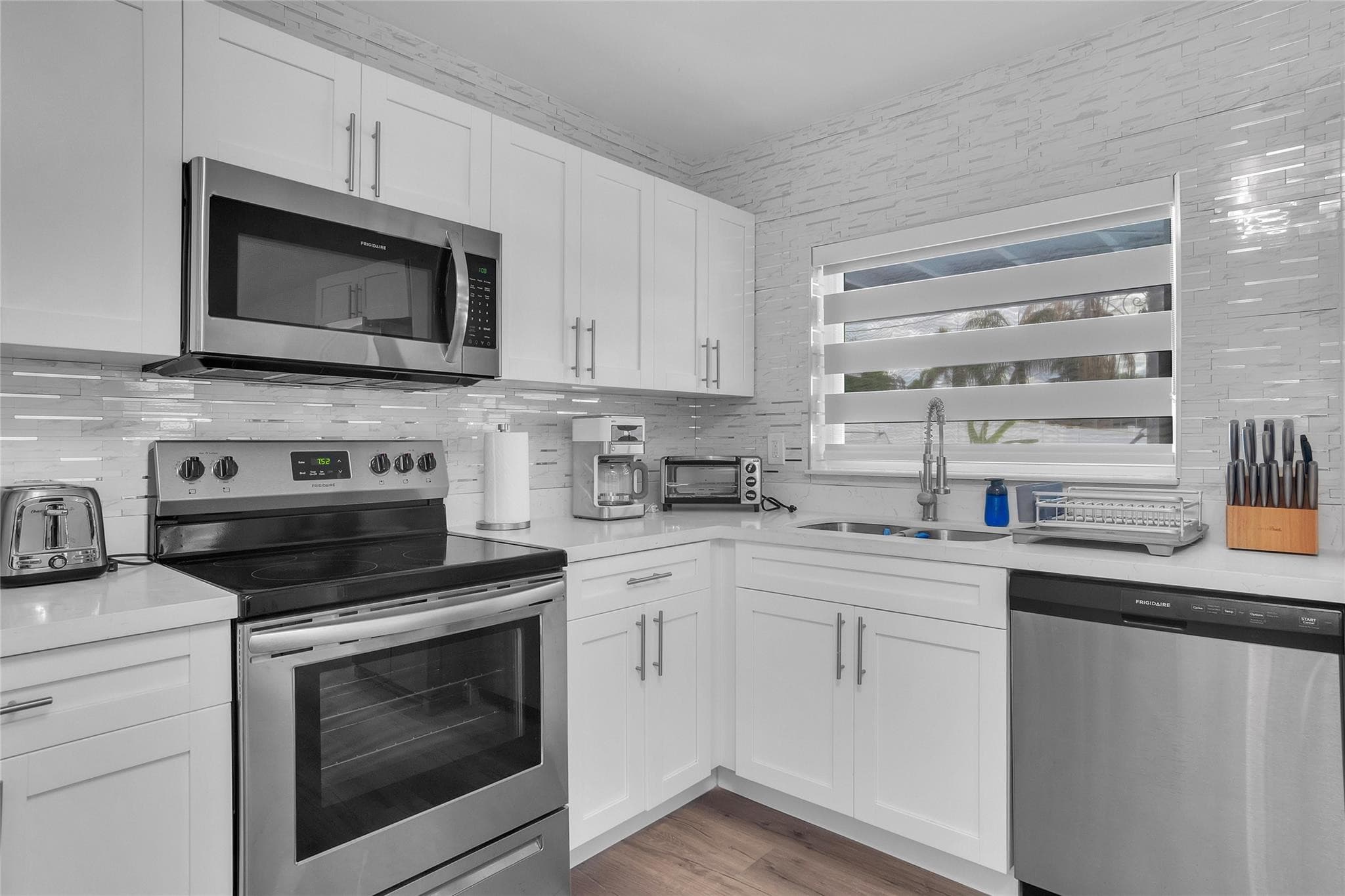 5311 Pierce Street, Hollywood, FL 33021 — photo 12 of 52
