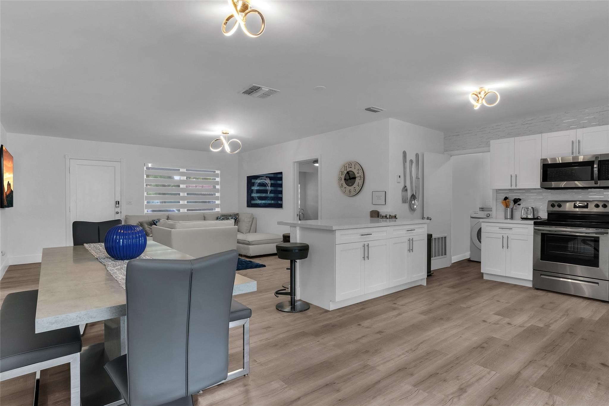 5311 Pierce Street, Hollywood, FL 33021 — photo 15 of 52