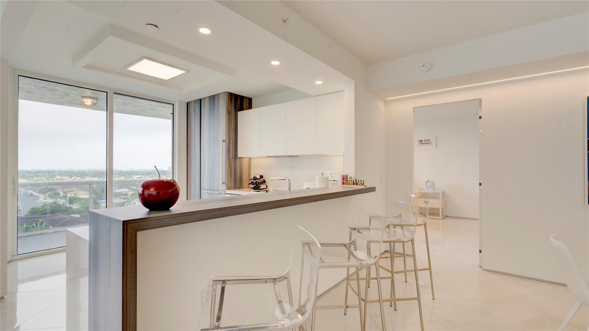 4240 Galt Ocean Drive 1006, Fort Lauderdale, FL 33308 — photo 4 of 48