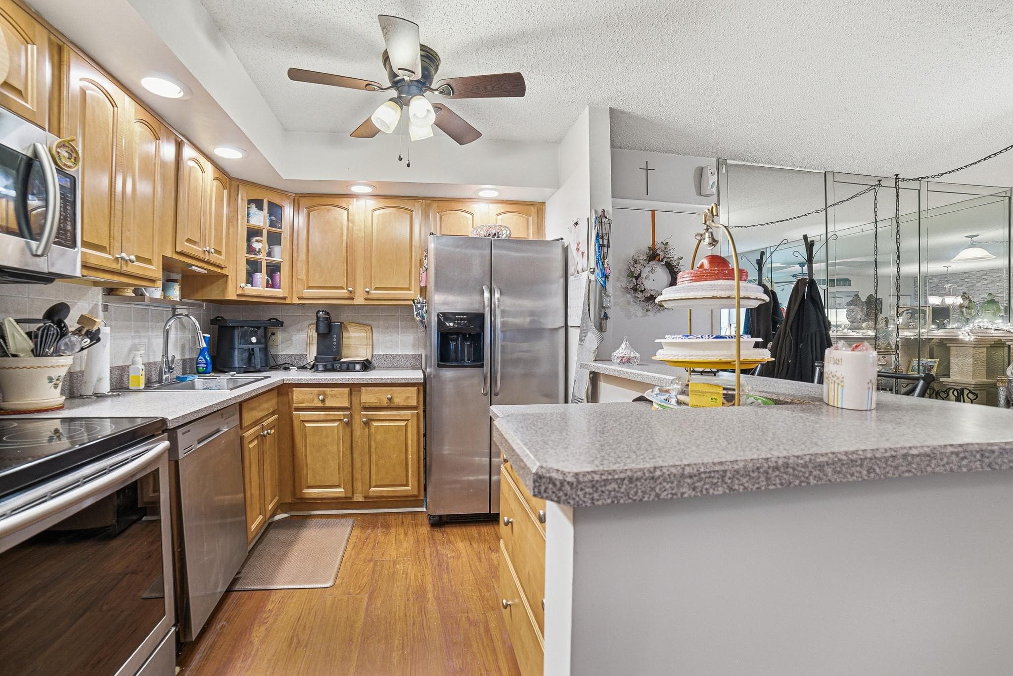 9754 N Belfort Circle 9754, Fort Lauderdale, FL 33321 — photo 3 of 35