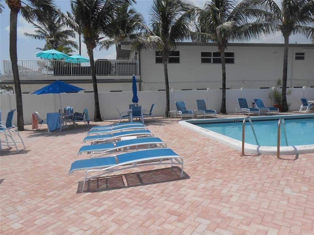 4540 N Ocean Drive 210, Lauderdale-By-The-Sea, FL 33308 — photo 4 of 40
