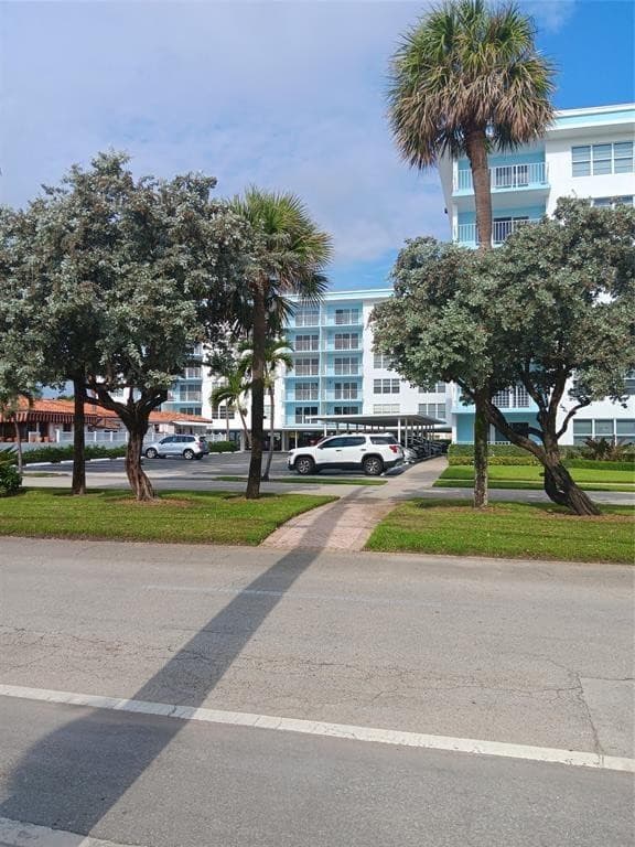 4540 N Ocean Drive 210, Lauderdale-By-The-Sea, FL 33308 — photo 7 of 40