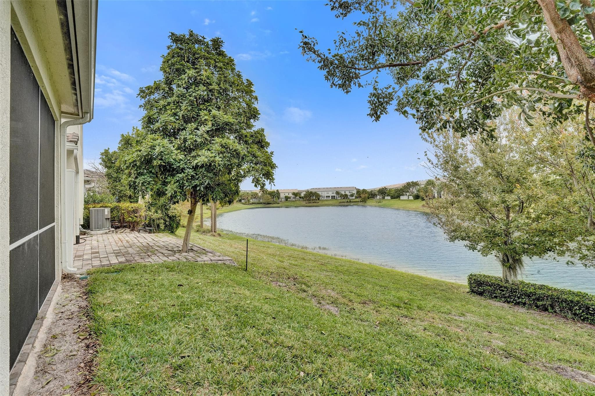 5068 Greenway Drive 0, Hollywood, FL 33021 — photo 32 of 49