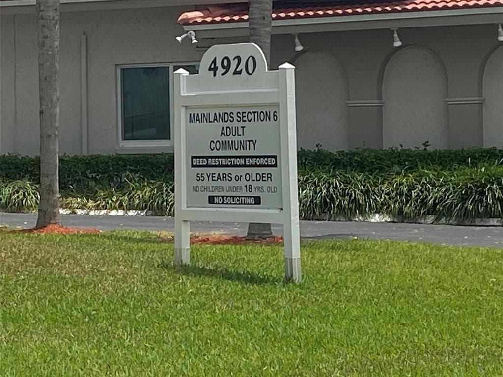 4906 NW 53rd Court, Tamarac, FL 33319 — photo 22 of 25