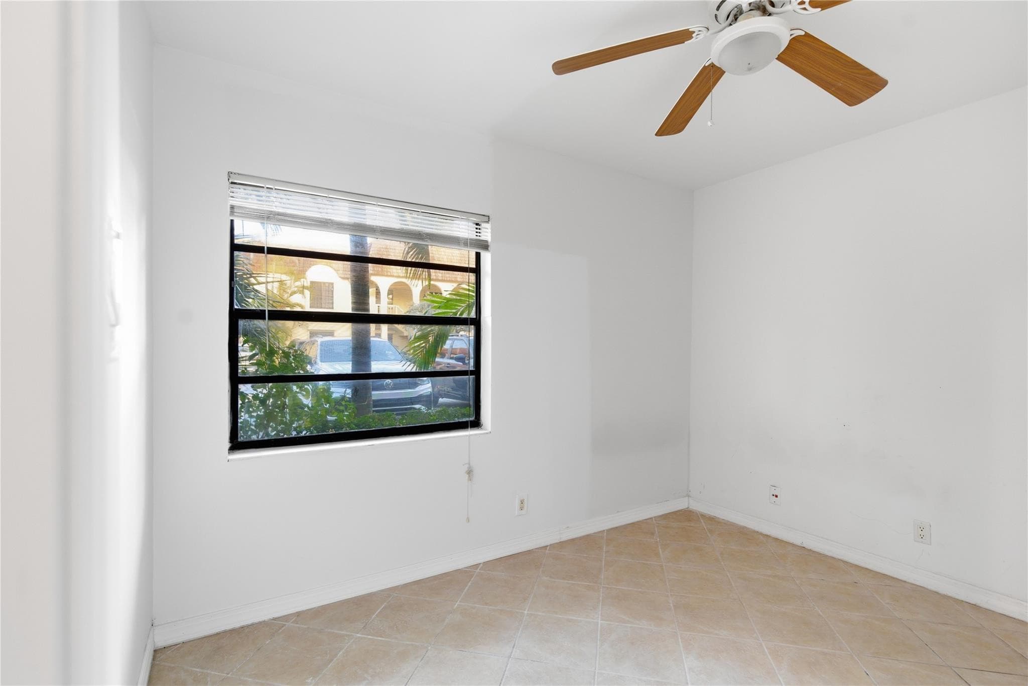 140 S Cypress Road 113, Pompano Beach, FL 33060 — photo 8 of 12