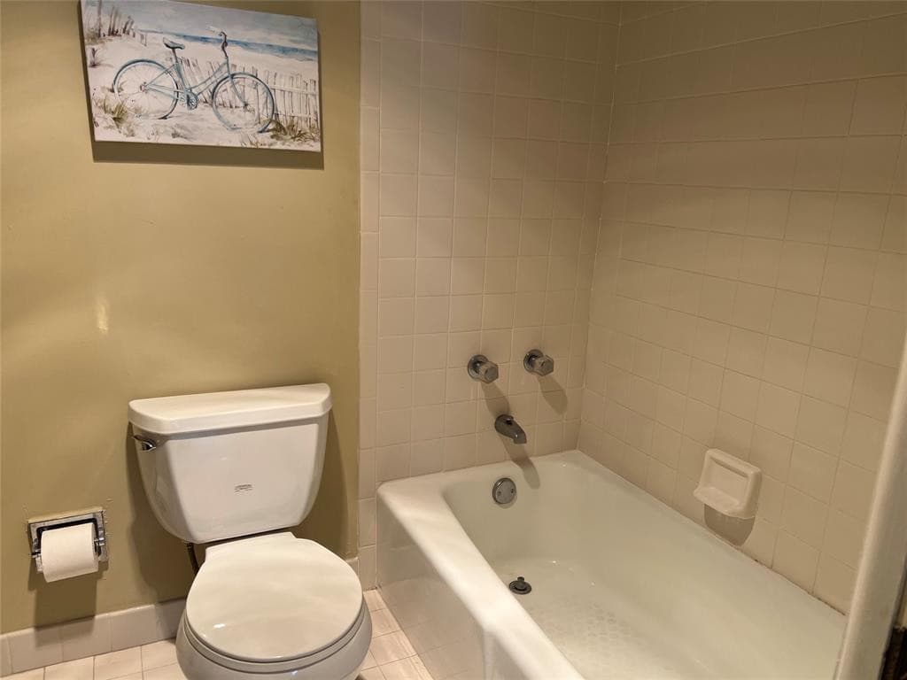 445 SE 21st Avenue 201, Deerfield Beach, FL 33441 — photo 22 of 29