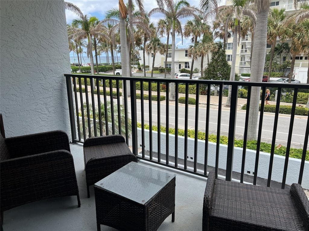 445 SE 21st Avenue 201, Deerfield Beach, FL 33441 — photo 29 of 29