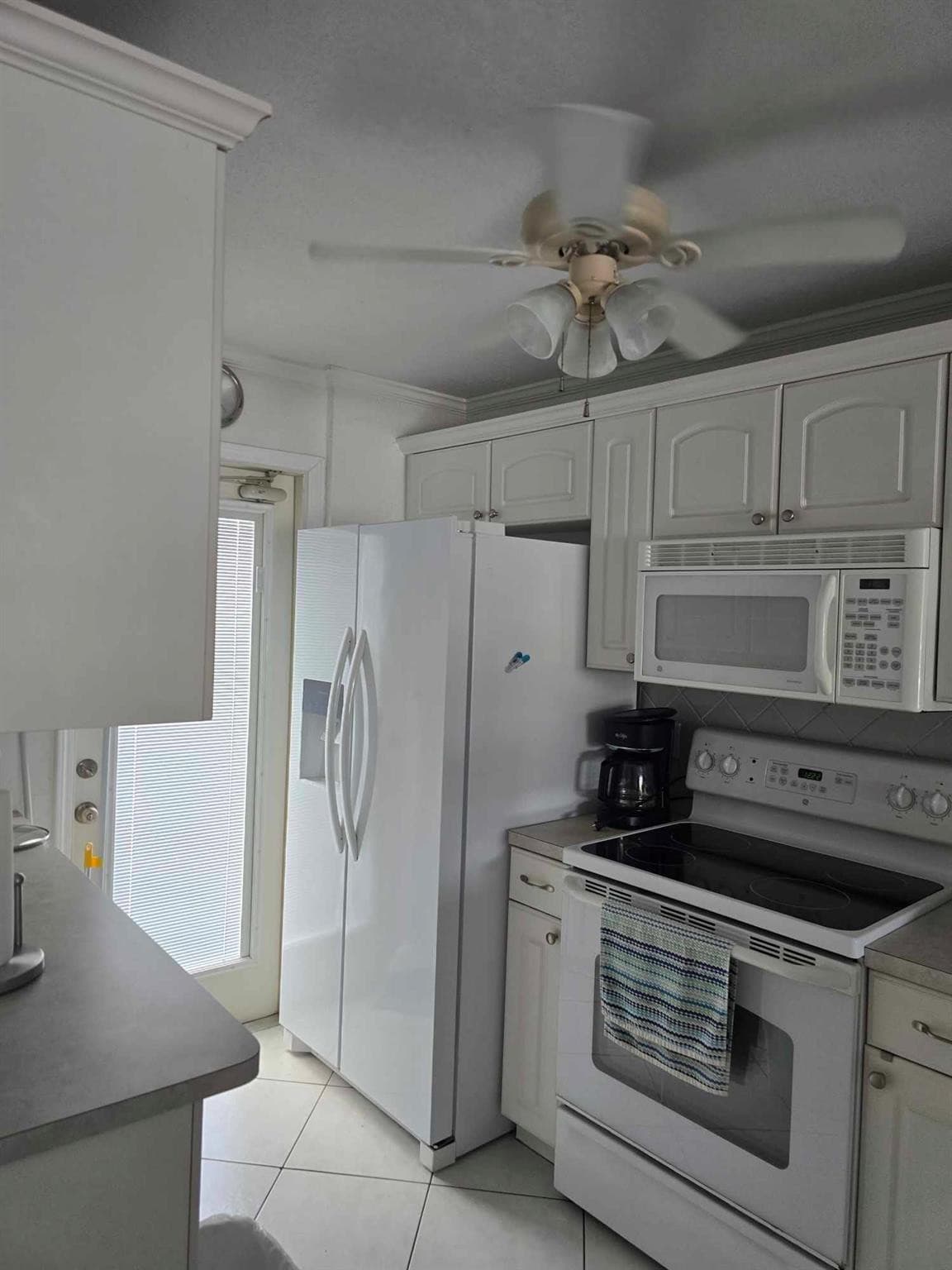 Condominium in Pompano Beach — photo 29 of 37