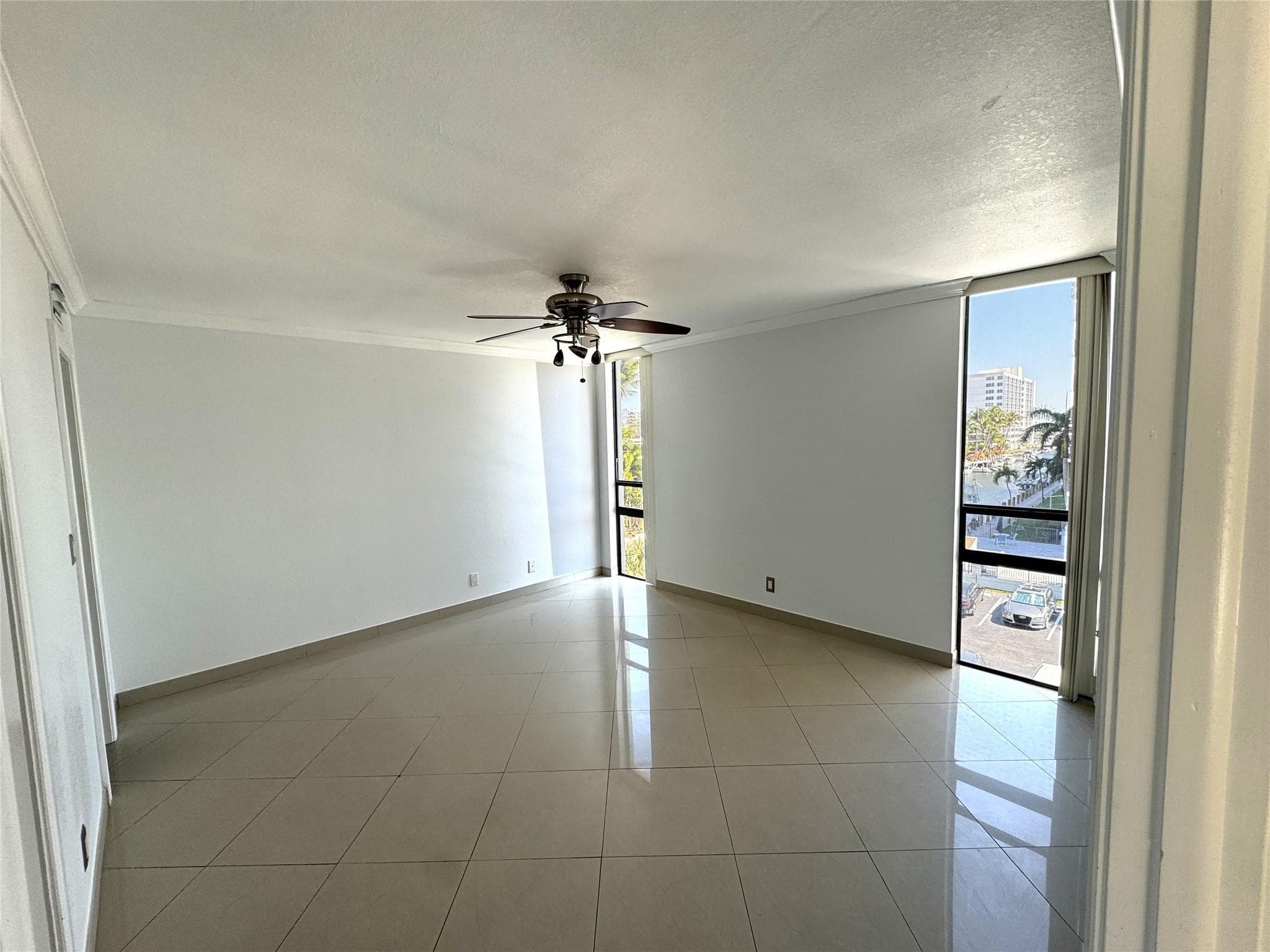 4800 Bayview Drive 406, Fort Lauderdale, FL 33308 — photo 16 of 26
