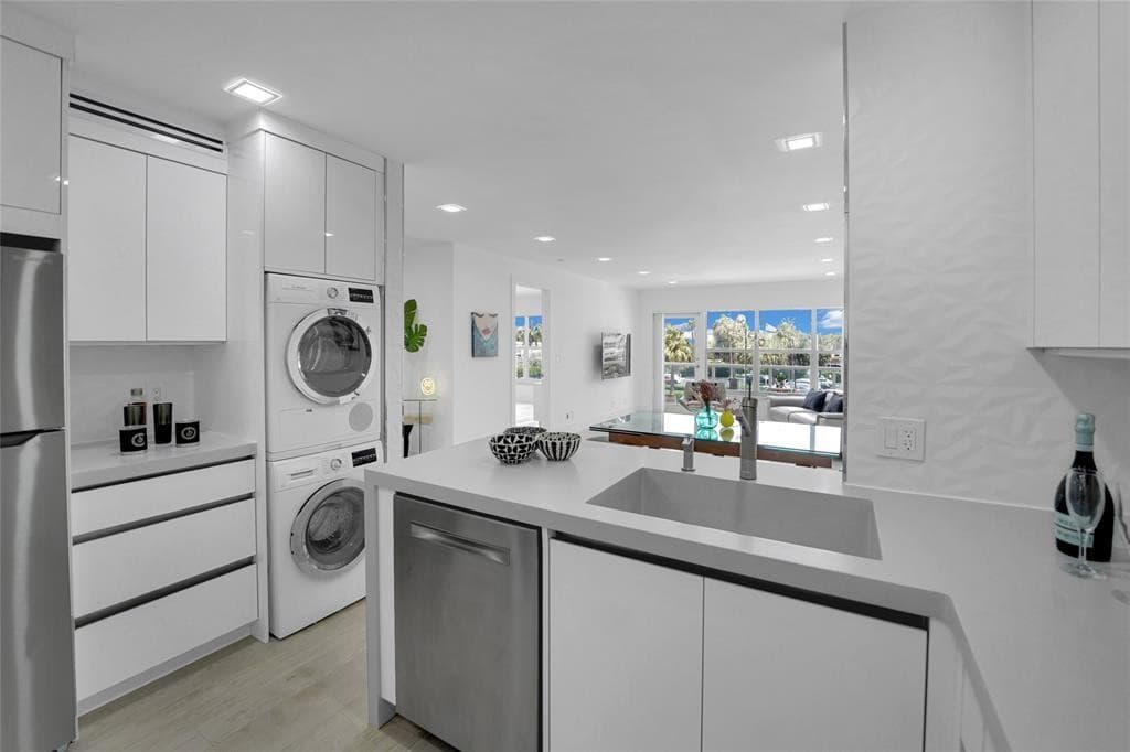 3550 Galt Ocean Drive 208, Fort Lauderdale, FL 33308 — photo 10 of 49