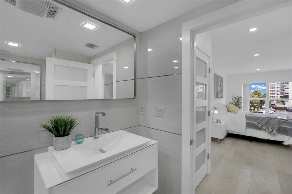 3550 Galt Ocean Drive 208, Fort Lauderdale, FL 33308 — photo 23 of 49